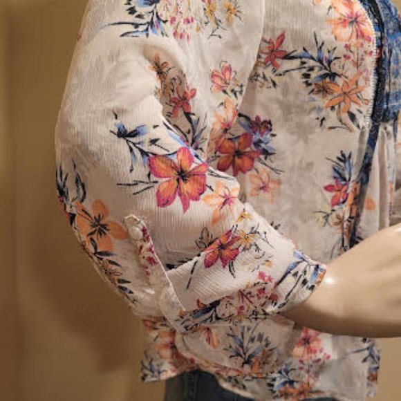 NWT Christopher & Banks curved hem flowy boho chic top w/ inner shell - Small - Picture 2 of 7